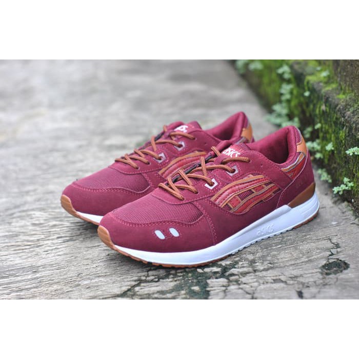 Terlaris {jso} SEPATU PRIA ASICS GEL LYTE III PREMIUM MERAH