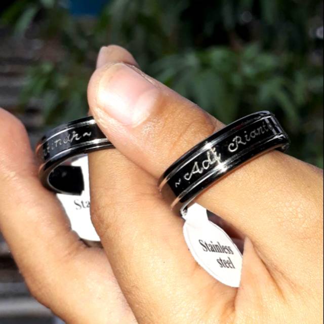 Cincin couple,cincin ukir nama,cincin nikah,Titanium hitam garis termurah