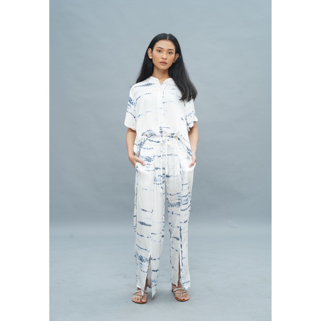 

NONA Tie Dye Set Short Sleeve White Blue