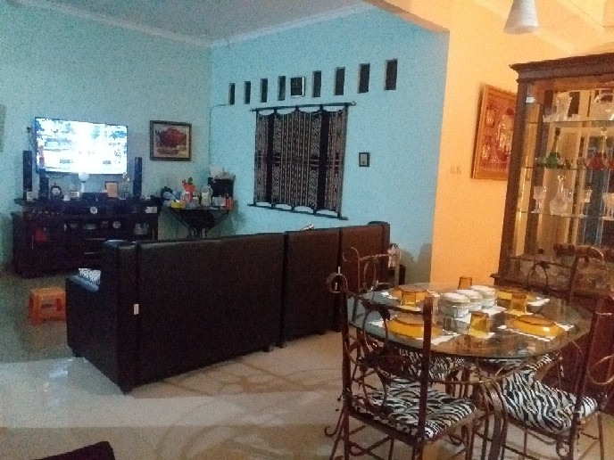 Tempat Tissu Kristal