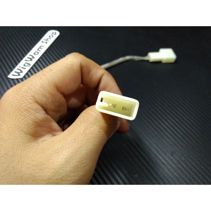 SOKET SPEAKER TOYOTA KABEL SOCKET MIDBASS