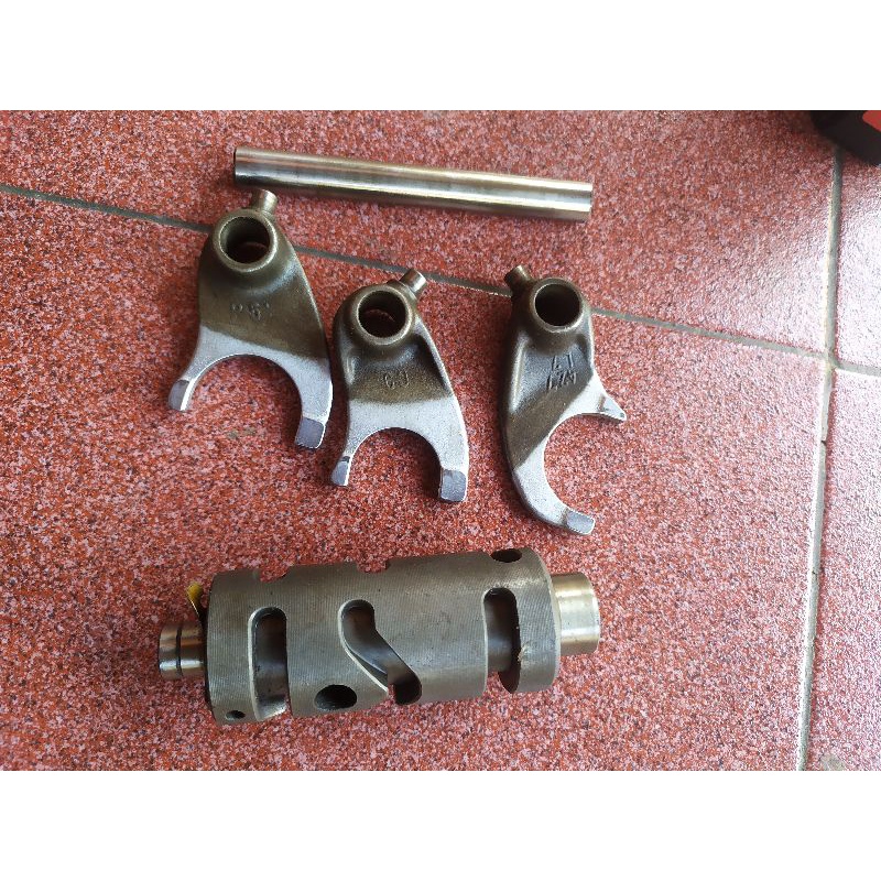 botolan cakaran rasio tiger revo tiger lama tiger 2000 ori copotan