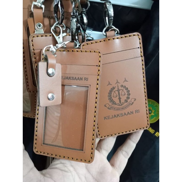 

name tag id card KEJAKSAAN RI / kulit asli