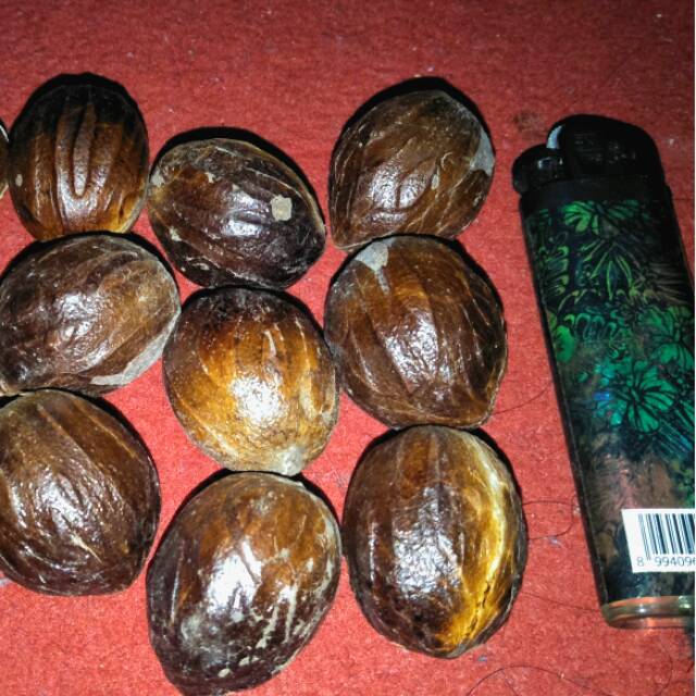 

Biji Pala Bulat Kering 100 gr
