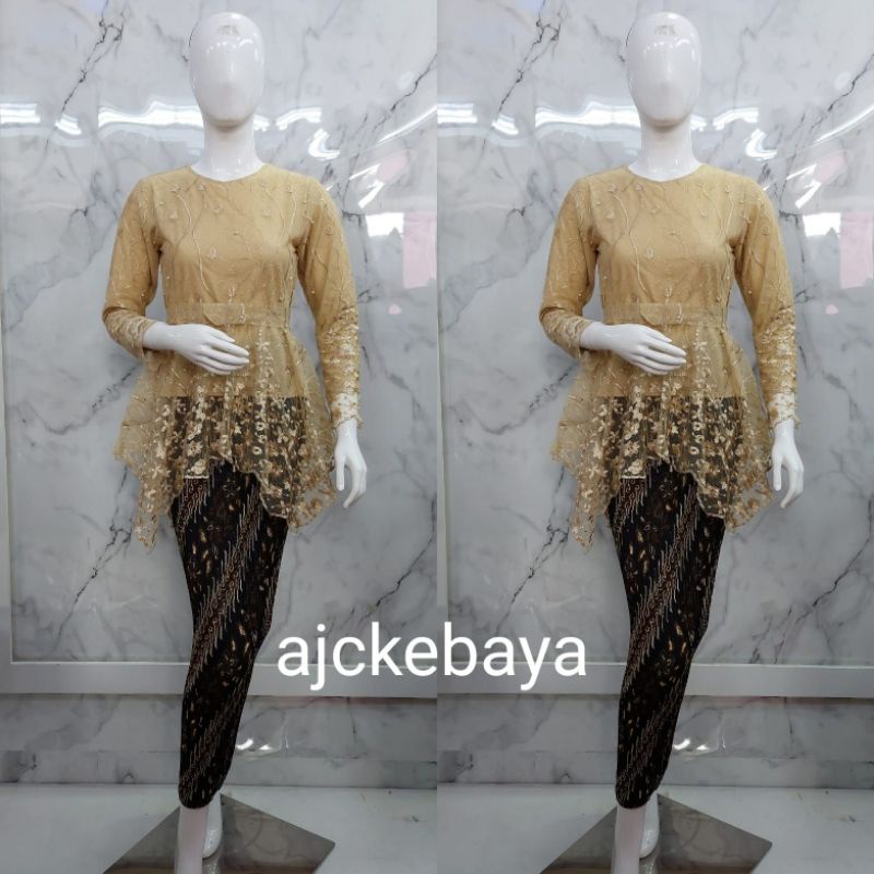 Kebaya Tille/Gomes Pita/Kebaya Modern/Setelan Kebaya Brokat/Kebaya Couple/Kebaya Terbaru