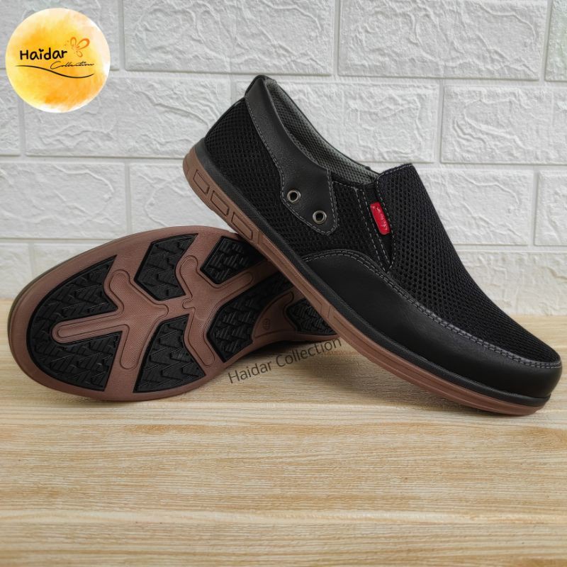 Sepatu Pria Slip On Kasual Premium Casual Sol Karet Lentur Kulit Suede Kantoran Original Mojokerto