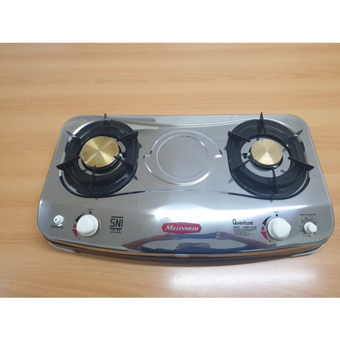 Kompor Gas Quantum 2 tungku QGC 201 TES + Regulator QRL 032
