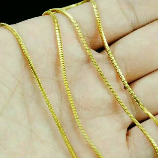 Kalung Titanium Anti Karat Gold