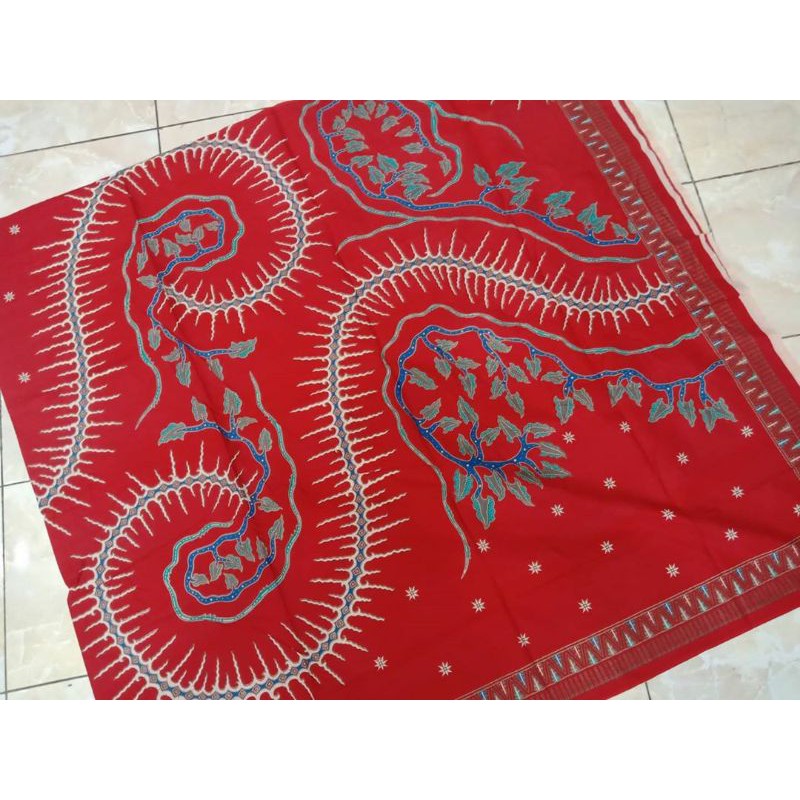 Kain Batik solo motif akar durie warna merah