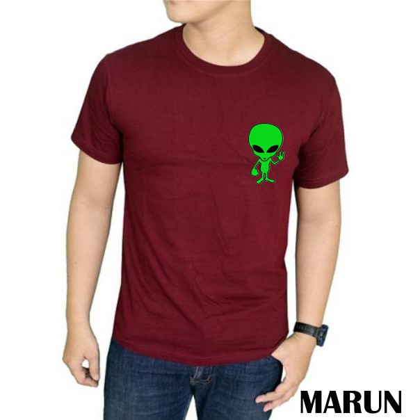 Kaos Pria Lengan Pendek Gambar &quot;Alien&quot;