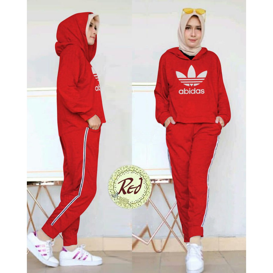 PAKAIAN WANITA TRAINING SETELAN CASUAL WARNA MERAH BAHAN FULL BABY TERRY BEST QUALITY ORIGINAL IMPOR