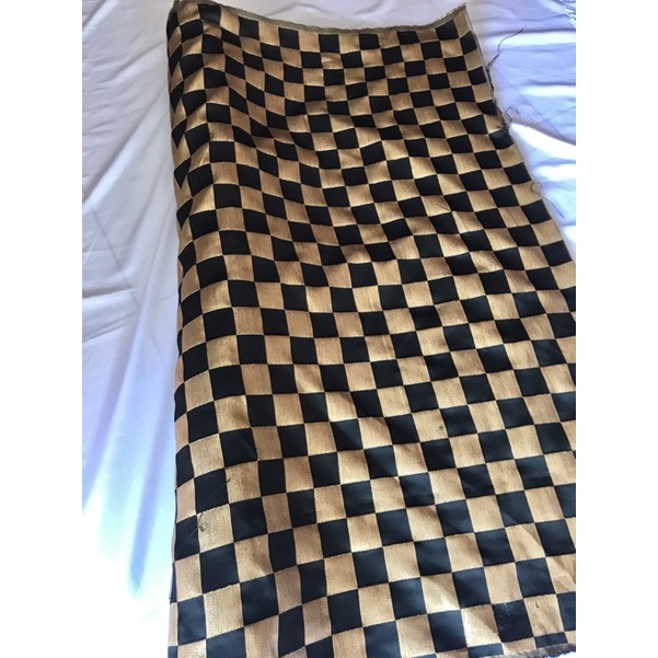 KAIN KOTAK CATUR BALI HITAM GOLD ukuran kotak 5cm