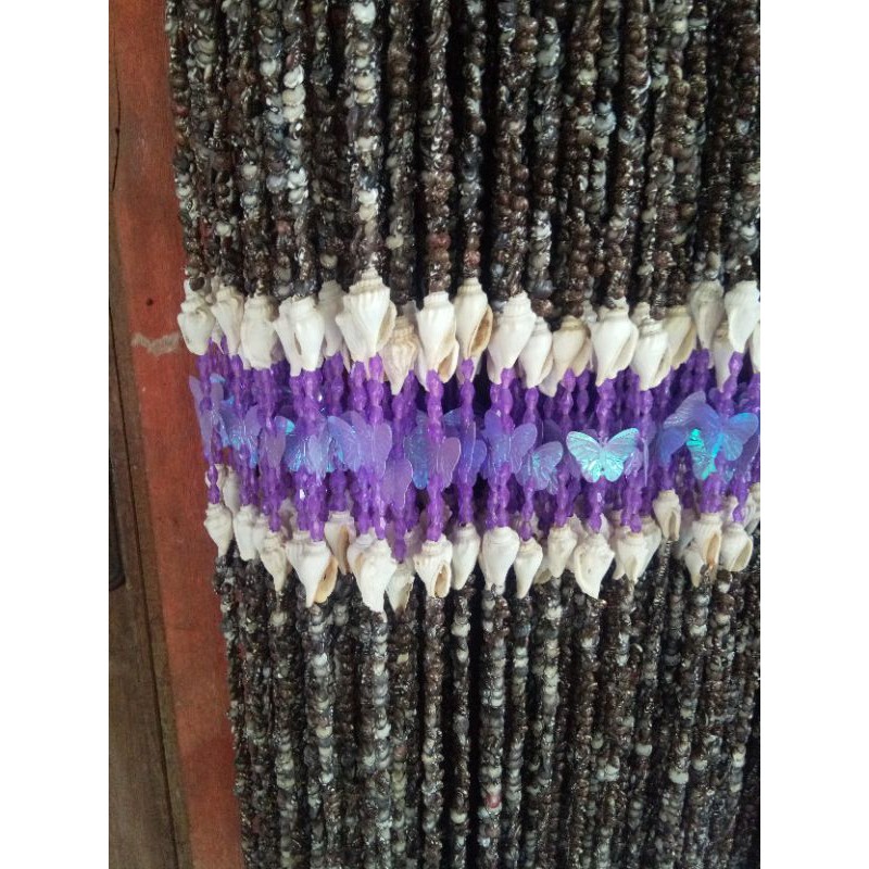 Tirai pintu kerang hitam kombinasi 20 untai