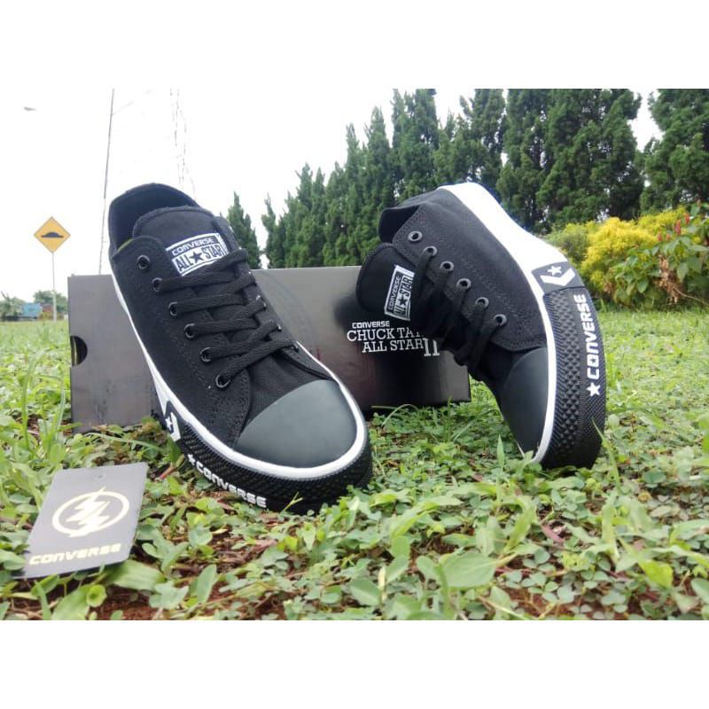 Sepatu Sneakers Terbaru Converse  Chuck Taylor ll low pendek army black ox white-Black bw