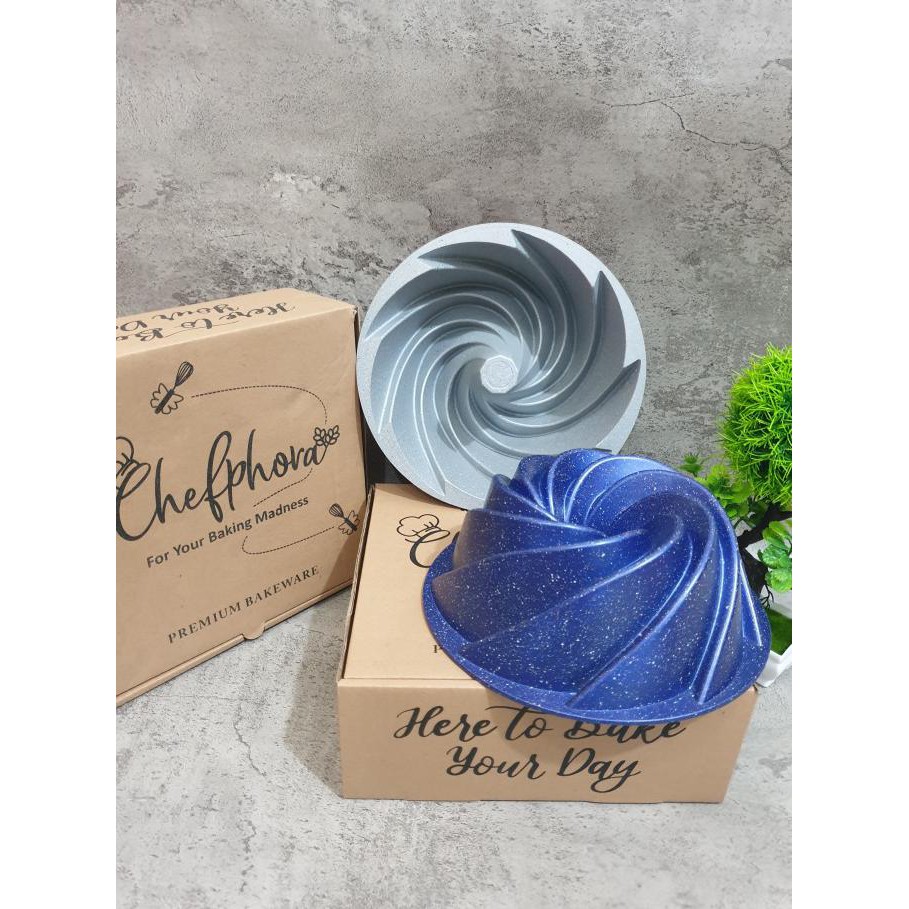 

Chefphora Loyang Kue Bolu Tulban Marissa Windspout Pan Dark Blue Mg018 Terbaru