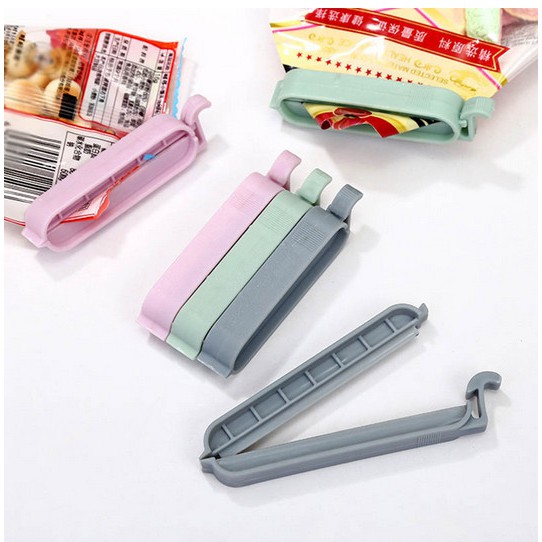 12pcs / set Klip Penjepit Kantong Makanan / snack Mini Portable Bahan Plastik Food Grade Untuk Dapur