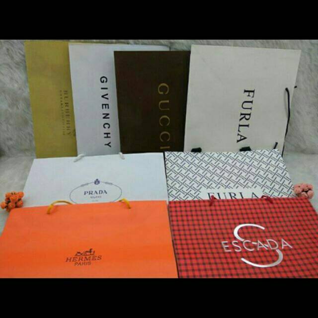 Paper bag tas branded ori . Paper bag furla, givenchy , import. Paperbag tas branded