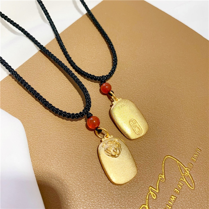 Kalung Tali Hitam Adjustable Dengan Liontin Harimau Emas Kecil Untuk Wanita N-22069