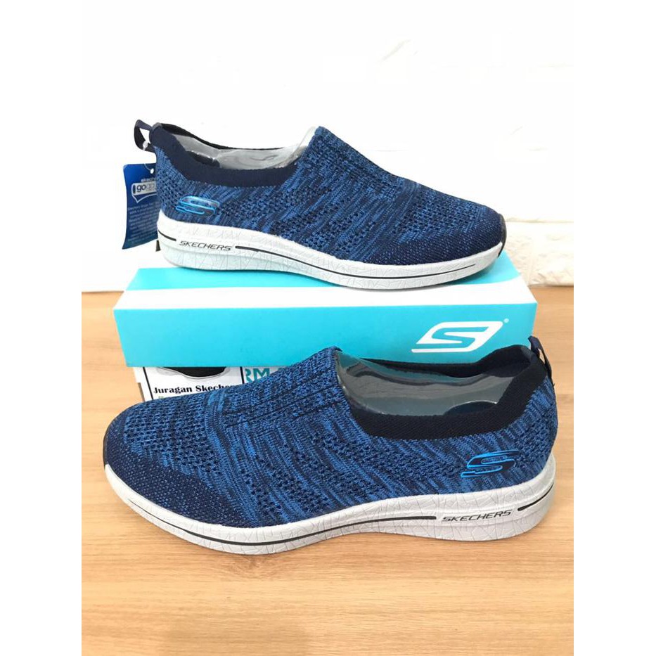 Sepatu Sketcher Skechers Harviture