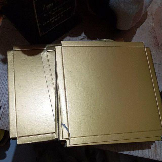 Alas Emas 12x12 Minimal Order 100 Pcs