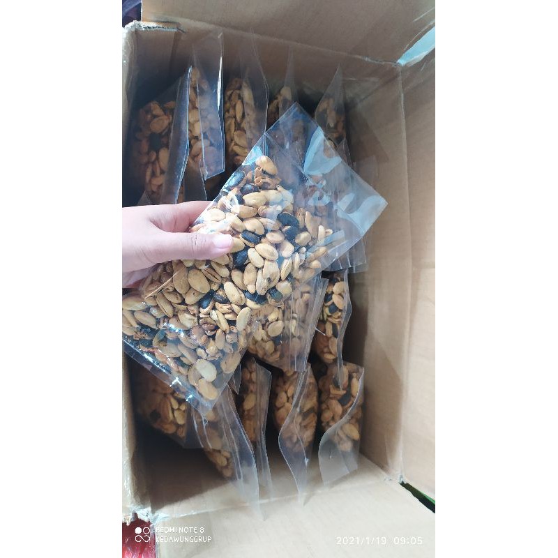 

BIJI KEDAWUNG PREMIUM SIAP MAKAN 250GR