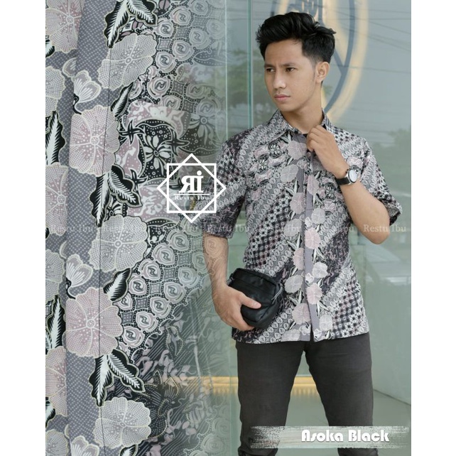 Motif Terbaru Kemeja Batik Pendek / Hem Batik Pria / Kemeja Lengan Pendek / Kemeja Kantor