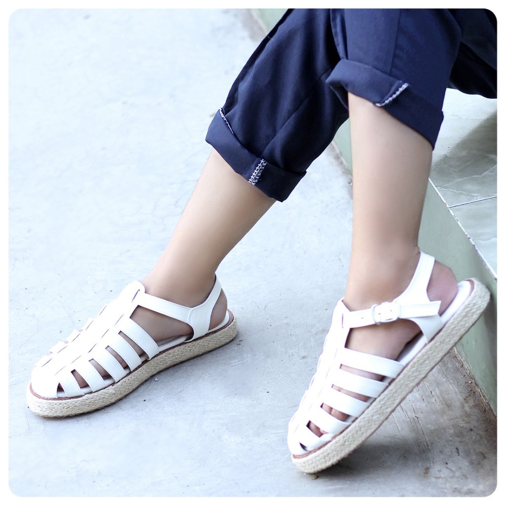FARADELA Sneakers Wanita F01-40.2-2