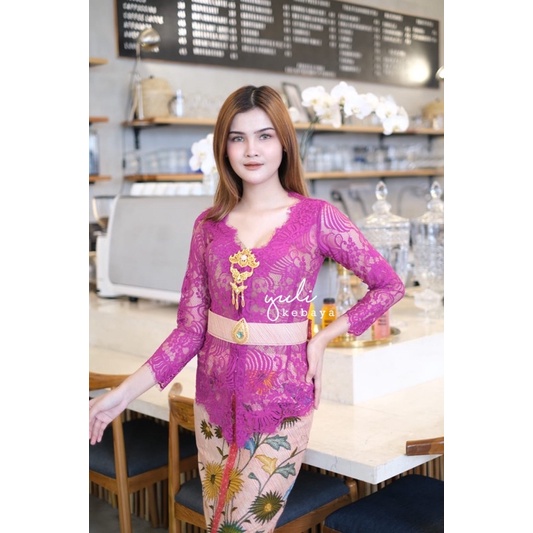 Set Kebaya Bali semi italy model semi sabrina | yuli_kebayabali