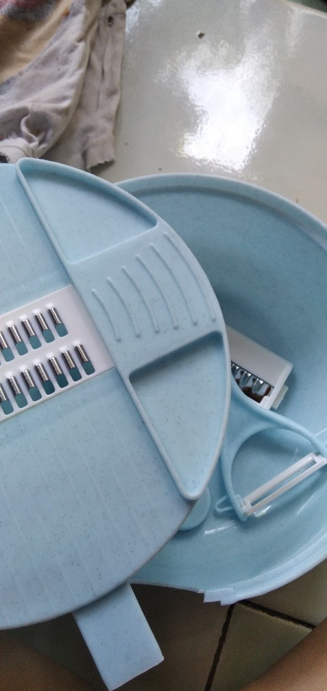 Parutan Serbaguna Alat Potong Kentang  12 In 1 Parutan Multifungsi Alat Pemotong Sayur 12 In 1