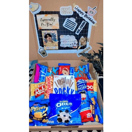 

SNACK BOX HAMPERS BOX