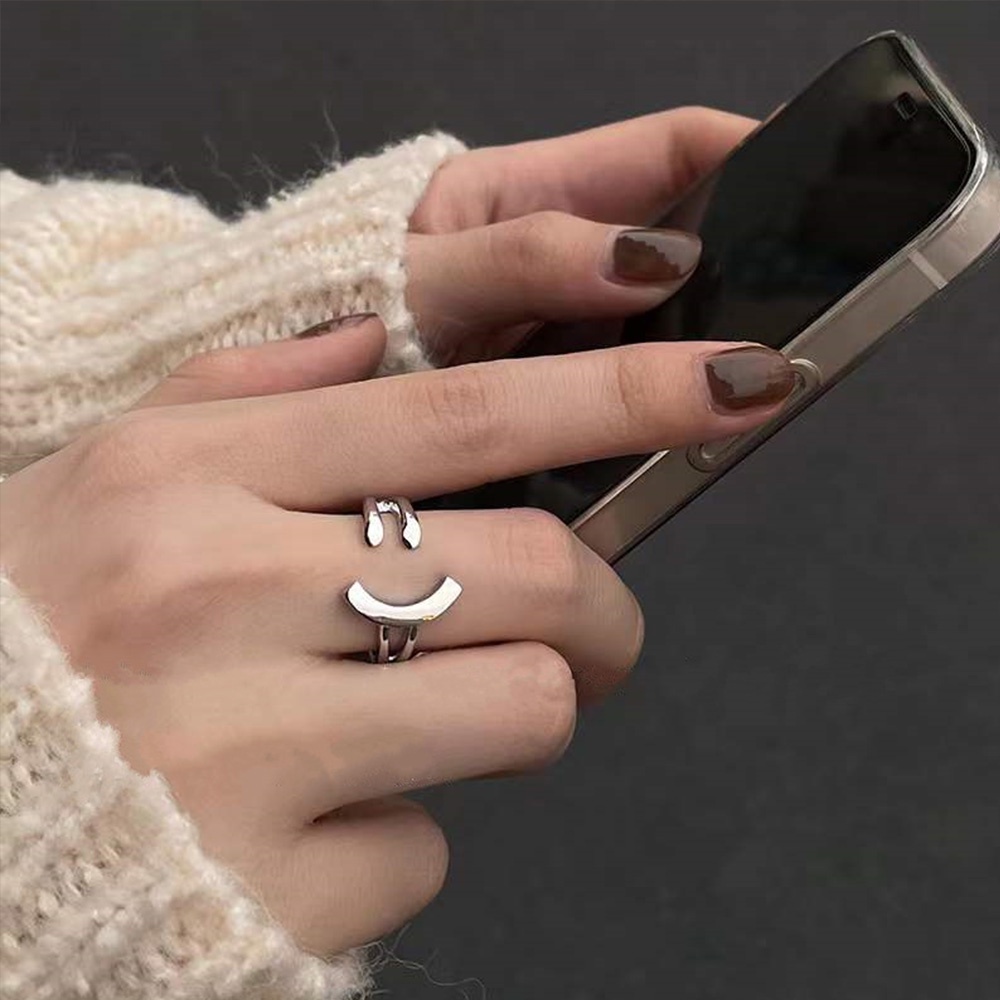 Cincin Model Terbuka Desain Smiley Warna Silver Untuk Wanita