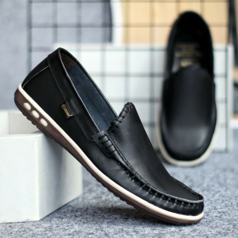 Sepatu Casual Pria Slip On Kulit Asli Slop Santai Kerja Pansus Trendi Modern Murah Premium