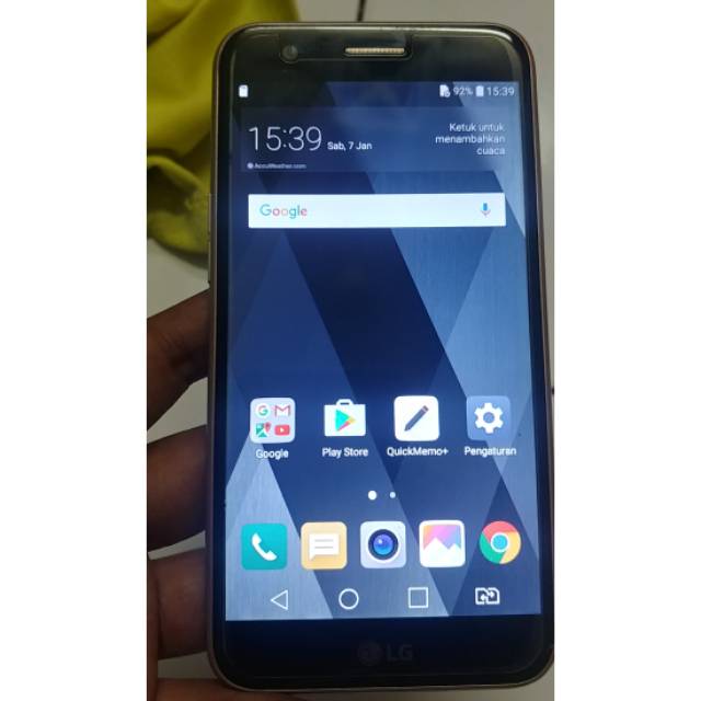 LG K10 2017 second