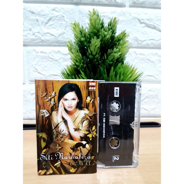 Kaset SITI NURHALIZA - ALBUM EMAS