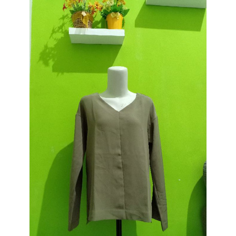 Blouse Army GU by Uniqlo