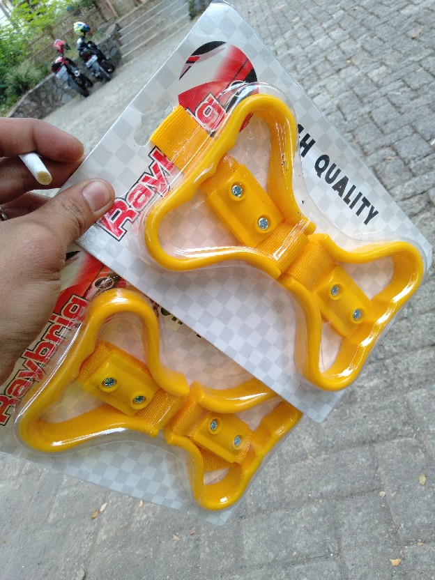 2 Pcs Gantungan Pegangan Busway Kuning