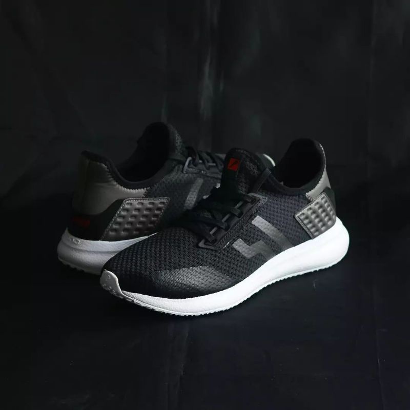 Sepatu Lari - Piero Nebula PX1 Evo Black Grey
