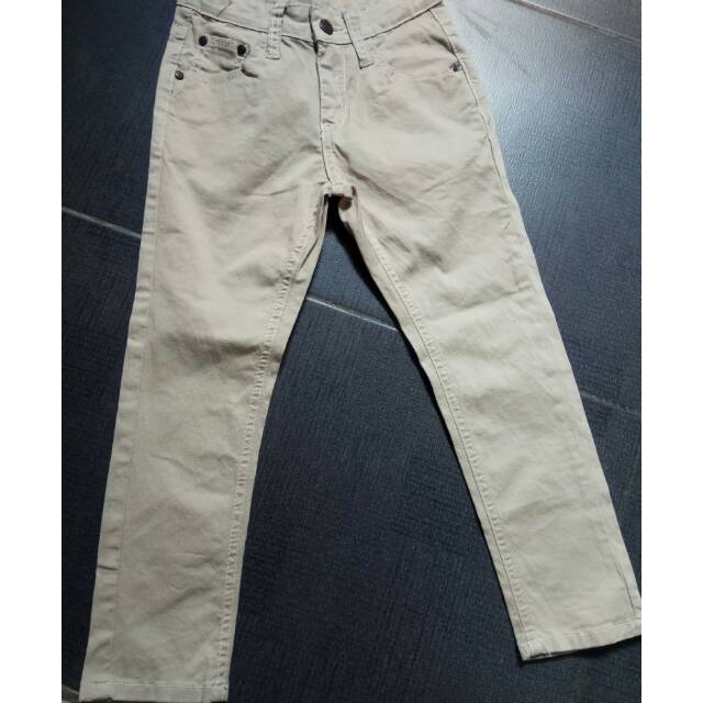 Celana Chino anak Merk Osella size 6 Shopee Indonesia Celana Chino anak Merk Osella size 6 Shopee Indonesia