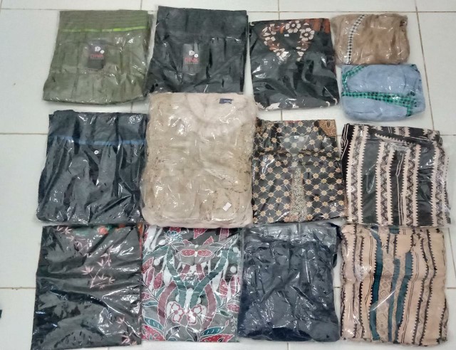 Atasan Batik Dolby Dolbi Dobby Doby Tenun Sutra Tulis Halus Katun Atbm Baron ,sarombit Atasan