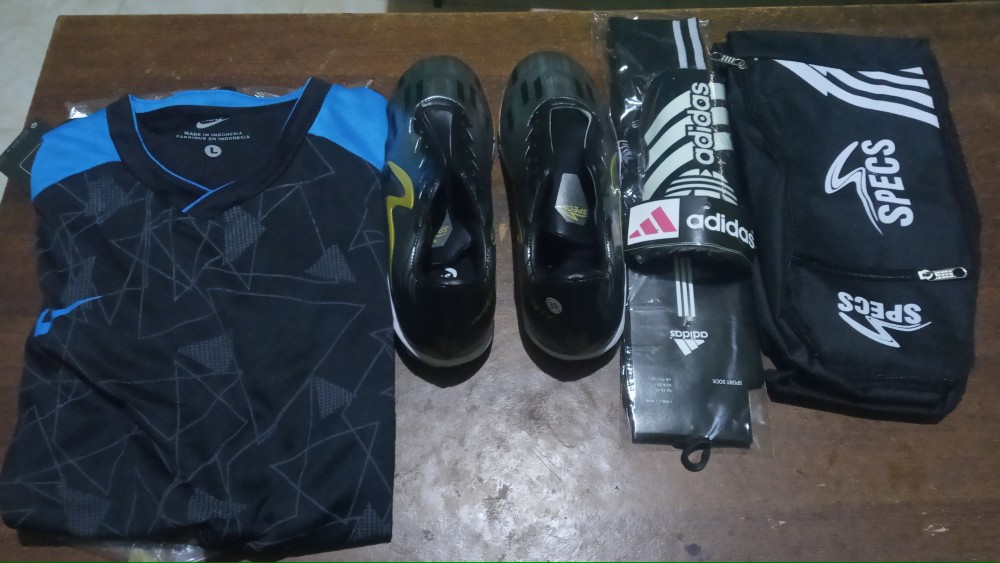 Sepatu Futsal Ortuseihg - T Terbaru Bonus Jersey 1 Set