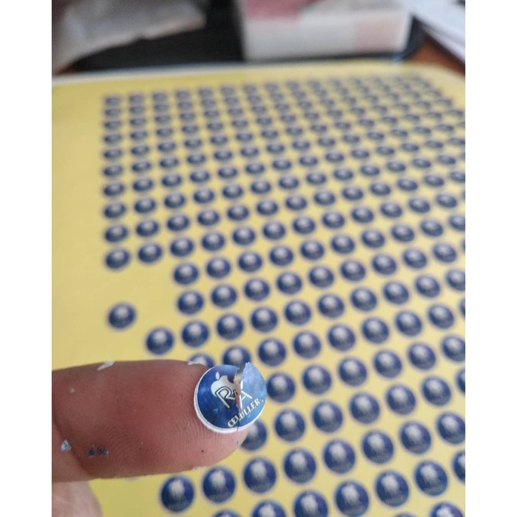 

Stiker Khusus Segel Garansi ukuran 1cmx2cm bahan Pecah Telor