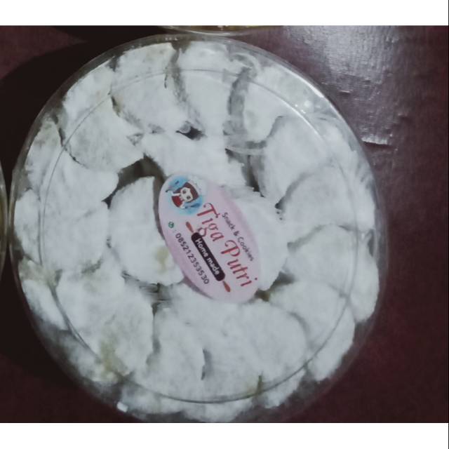 

Kue kering putri salju