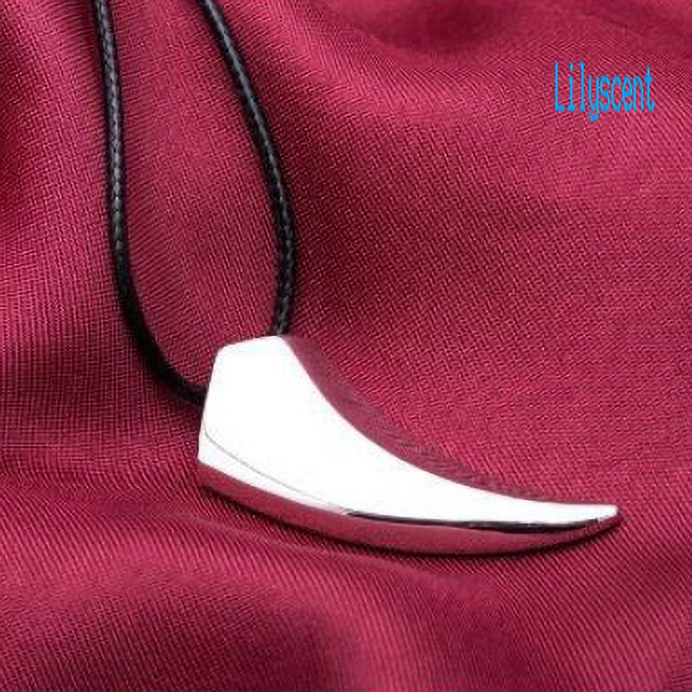 2pcs Kalung Jimat Liontin Bulan Bahan Stainless Steel Untuk Unisex