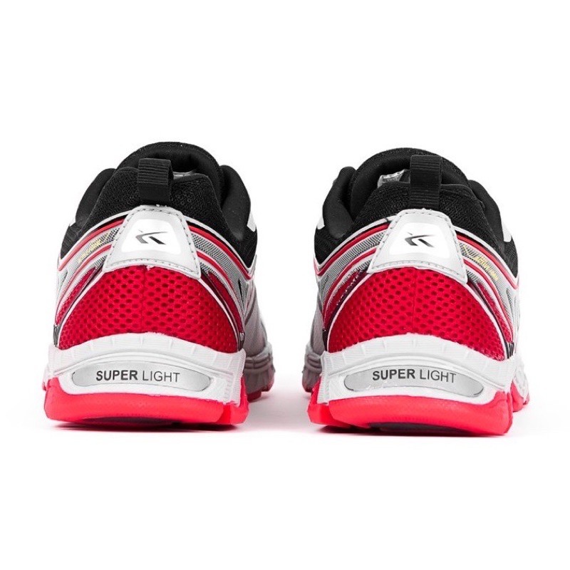 Sepatu Running Spotec Revo