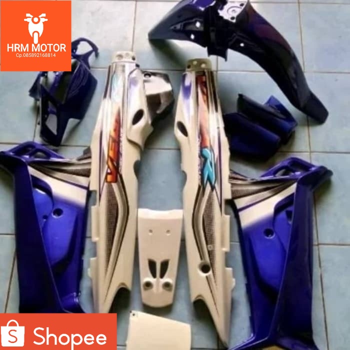 cover body Vega r lama biru putih