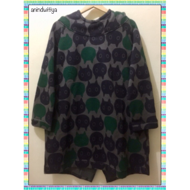 Sweater Tunik Motif Kucing Hijau Army Jumbo