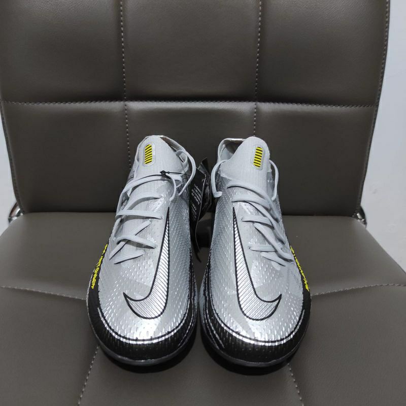 Sepatu Bola Phantom GT Elite Scorpion Low Pack Fg soccer