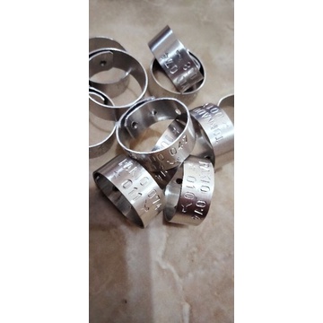 Gelang kaki ayam,bahan dari aluminium harga perlusin isi 12 pcs.