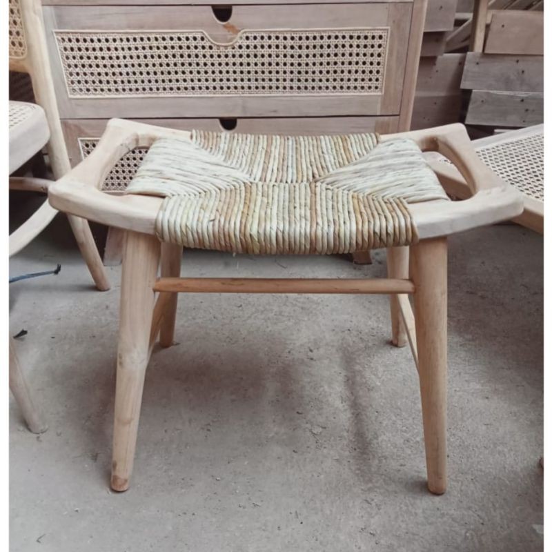 stool rotan/kursi rotan/kursi retro/kursi cantik/stool retro