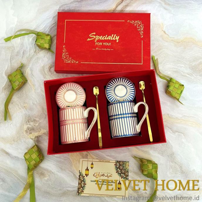 

SET Hampers Mug Gelas Couple Kado Natal Wedding Lebaran Nordic gift